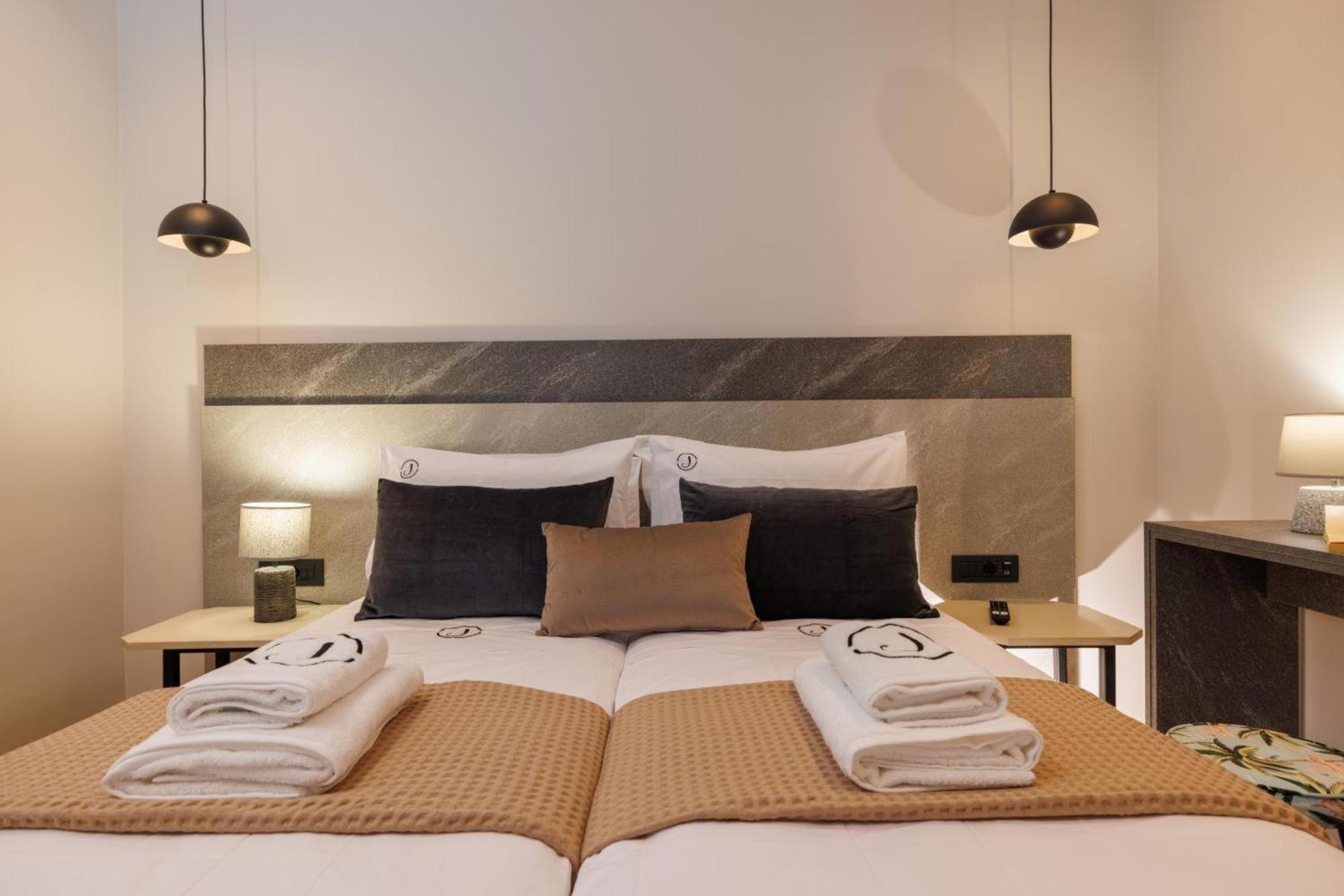 Jolly Suites Heraklion  Exterior photo